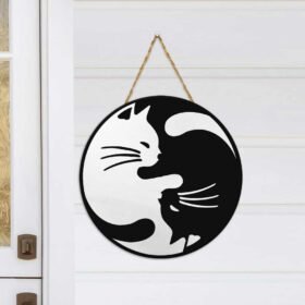 Cat Round Wooden Sign Black And White Cat Yin Yang DBD2808WD