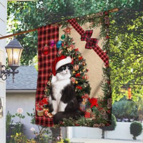 Santa Cat Flag Sitting In Front Of The Christmas Tree TTY360F