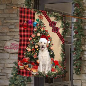 Santa Labrador Flag Sitting In Front Of The Christmas Tree TTY360Fv5