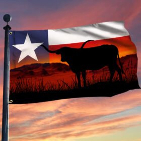 Texas Flag Texas Longhorn Cattle Texan Grommet Flag TRV1720GFv1