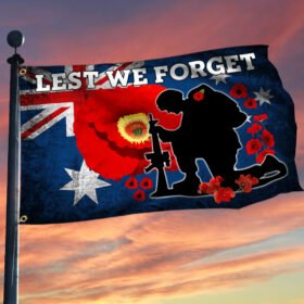Anzac Day. Lest We Forget Grommet Flag Beautiful Poppy TPH78GF