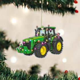 Tractor Farmer Christmas Ornament TQN556O