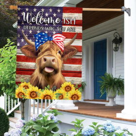 Happy 4th Of July. Sunflower Highland Cow Welcome American Flag TPT909F
