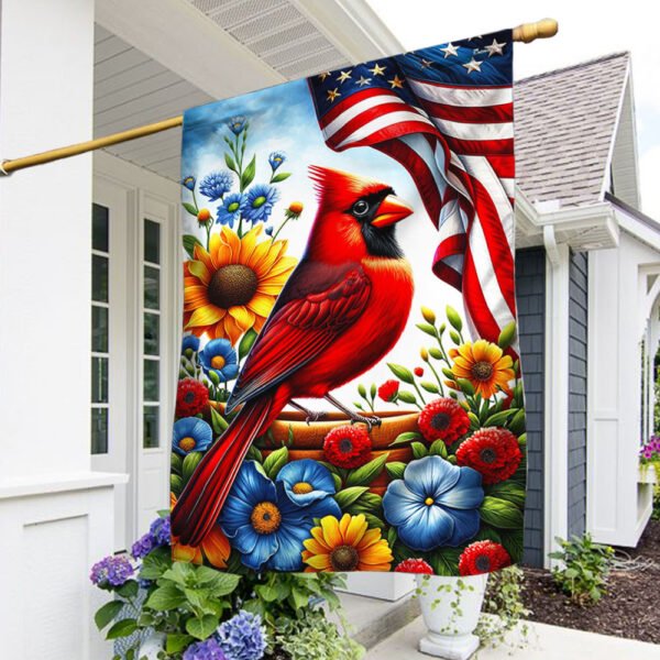 Patriotic Cardinal 4th of July Floral American Flag TQN3127F