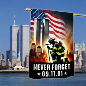 Patriot Day 343 Firefighter Never Forget 9/11 Memorial Day Kneeling Firefighter Flag  MLN3713F